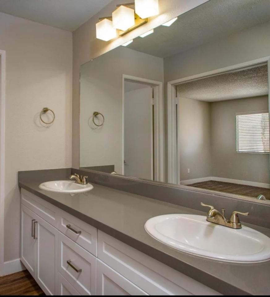 Amazing 2bdr Huntington Beach Home Apartment in Huntington Beach