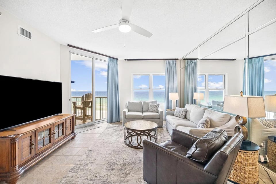 Waters Edge 504 - Direct Ocean Views - Free Beach Service Apartment in Okaloosa Island