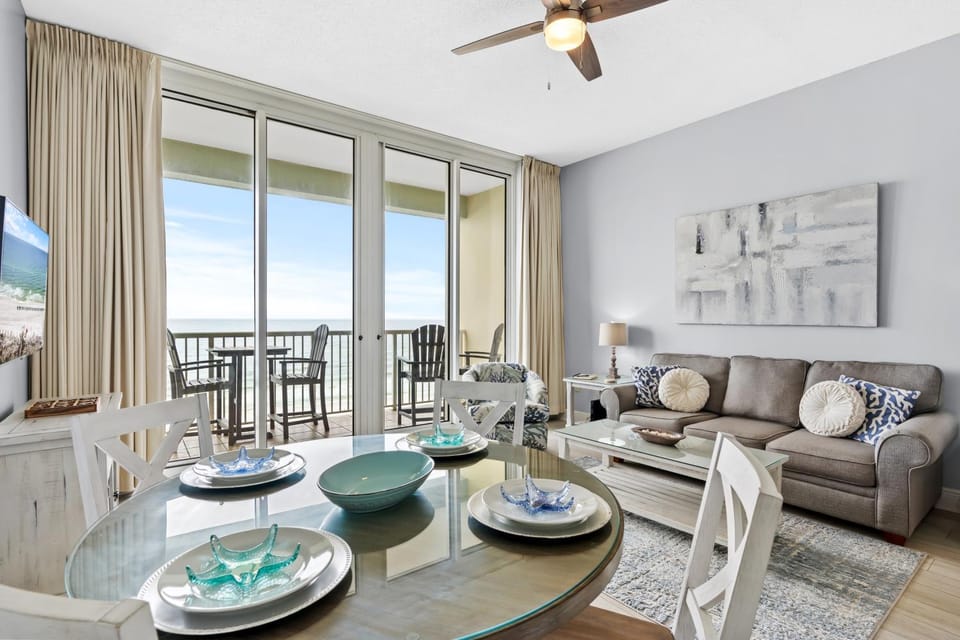 Waters Edge 606 - Oceanfront - Free Beach Service - Breathtaking Views Apartment in Okaloosa Island