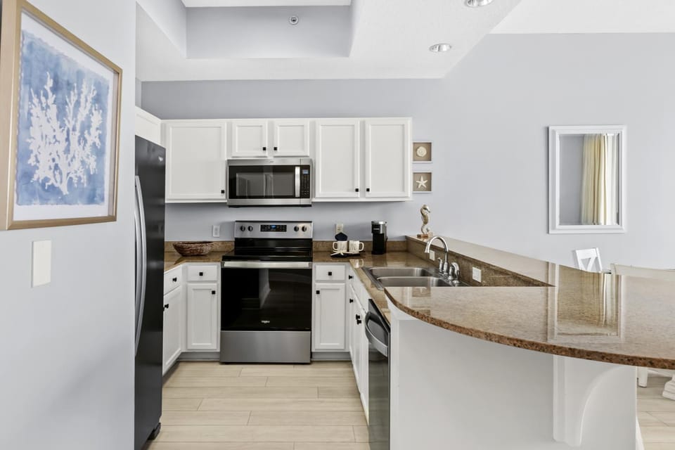 Waters Edge 606 - Oceanfront - Free Beach Service - Breathtaking Views Apartment in Okaloosa Island