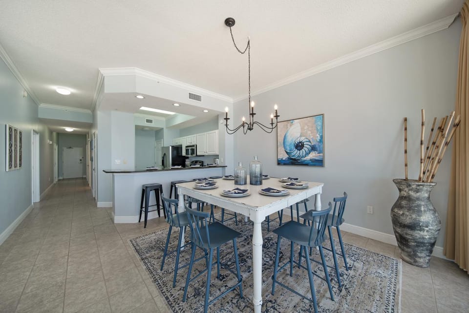 Waters Edge 603 - Direct Ocean Views - Top Floor - Beach Service Apartment in Okaloosa Island