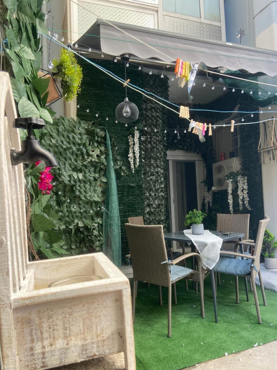 Property building, Patio, Spring, Day, Seating area, Dining area