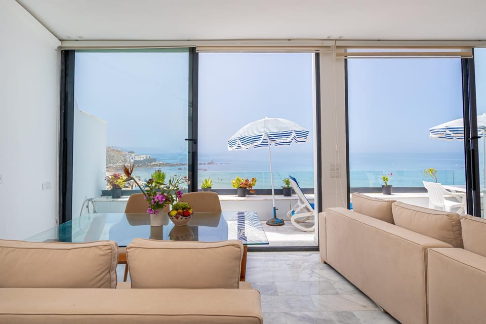 Panoramic sunset view apartment on the beach with air conditioning Apartment in Tangier