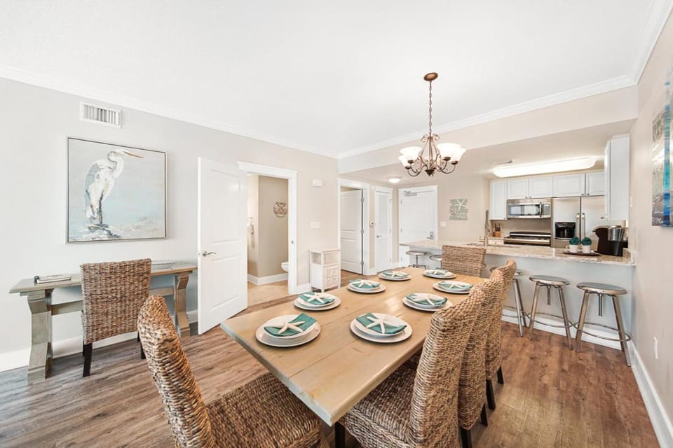 Waterscape A317 - Lazy River - Free Beach Service! Apartment in Okaloosa Island