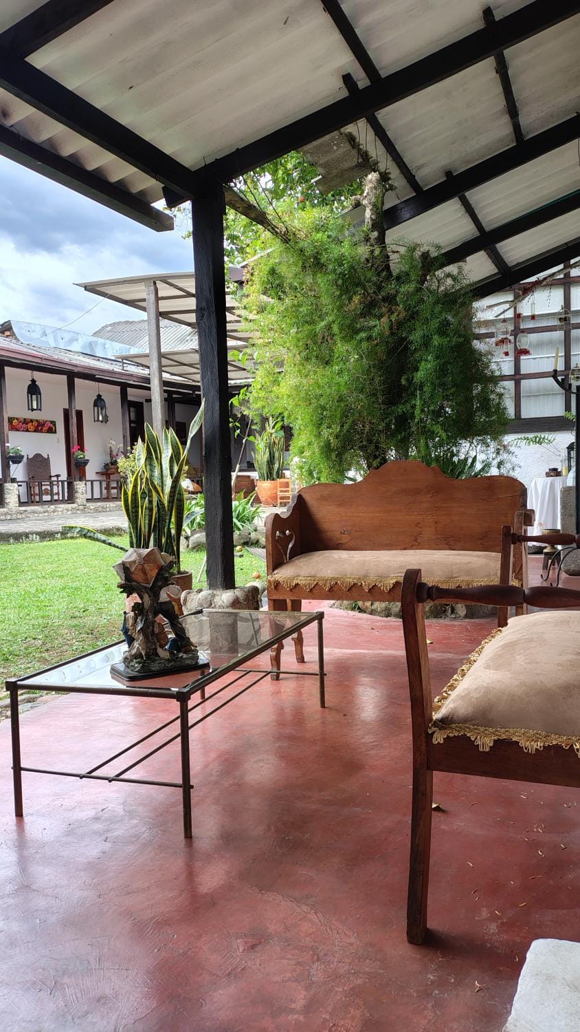 Seating area