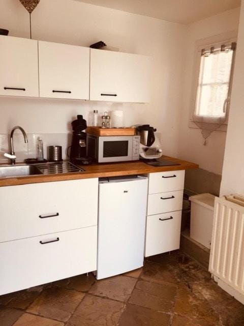 Studio calme avec parking Apartment in Bayonne