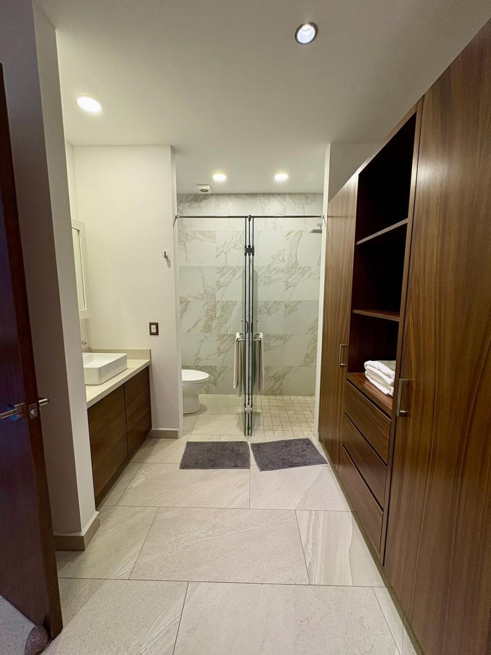 Modern 1 BR - Esquina Versalles Apartment in Puerto Vallarta
