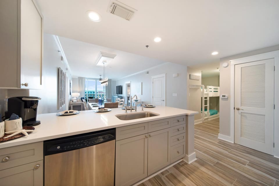 Waterscape A625 - Great Pools - Family Friendly - Free Beach Service Apartment in Okaloosa Island