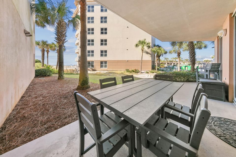 Waterscape B105 - Free Beach Service & Gulf Views! Apartment in Okaloosa Island