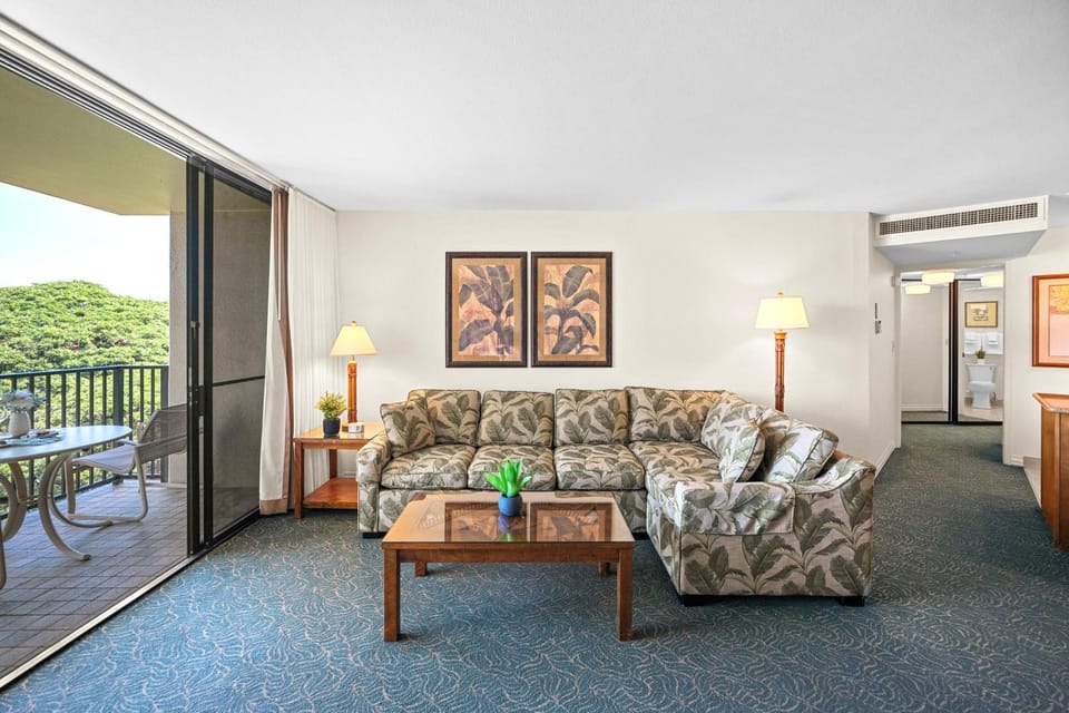 Kaanapali Shores 512 Apartment in Kaanapali