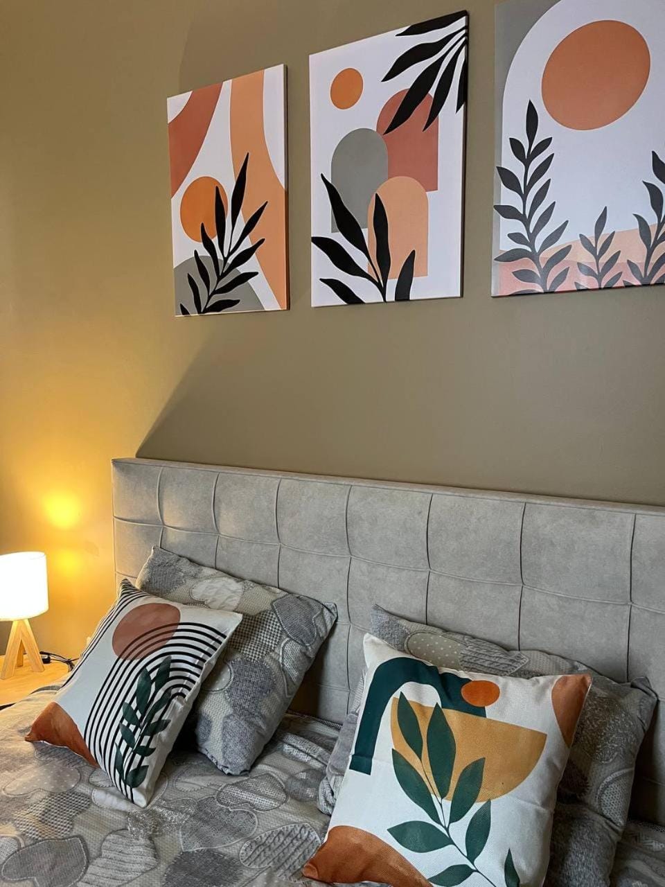 Bed, Decorative detail, Bedroom