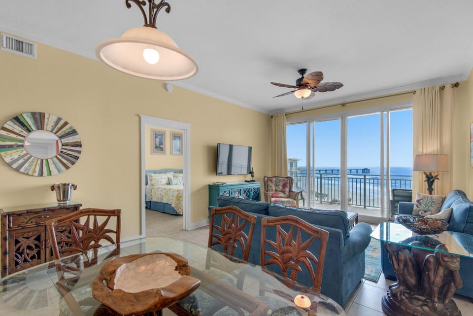 Waterscape B602 - Oceanfront - Unbelievable Views! - Free Beach Service Apartment in Okaloosa Island
