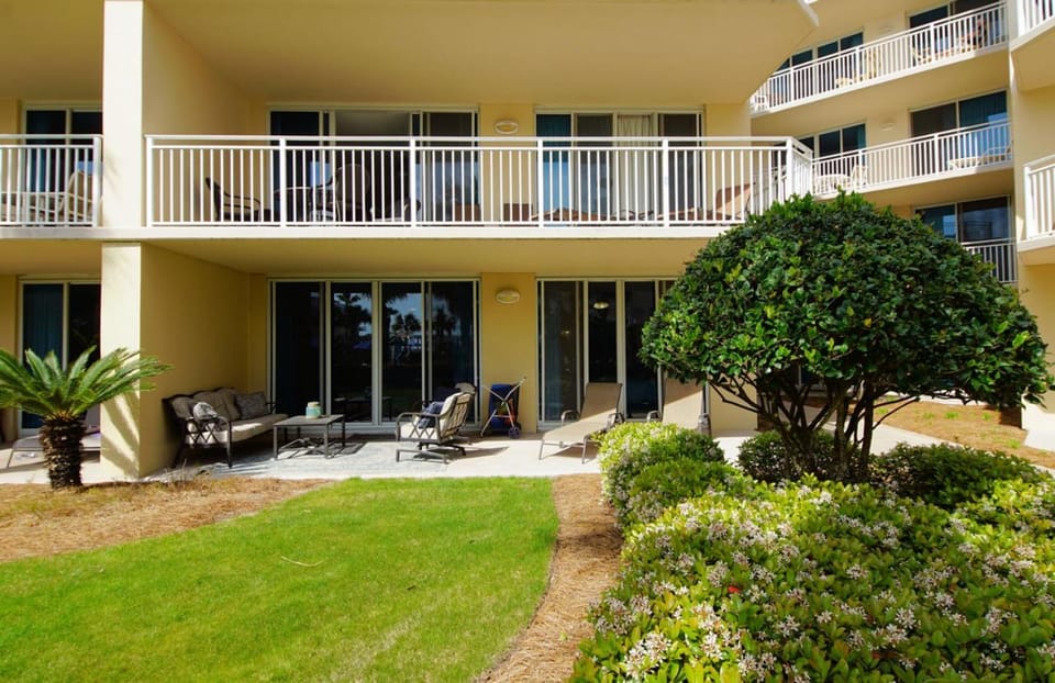Waterscape C200 - Ground Floor - Easy Access to Waterpark - Free Beach Service Apartment in Okaloosa Island