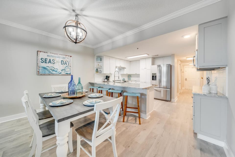 Waterscape C300 - Lazy River - Pools - Free Beach Svc Apartment in Okaloosa Island