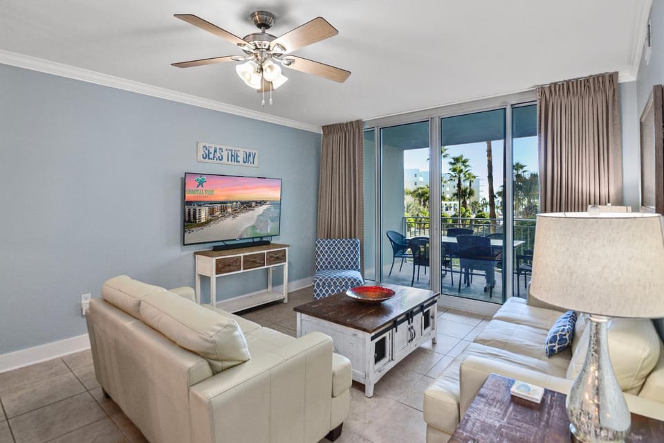 Waterscape C306 - Overlooks Pool and Splash Pad - Free Beach Service Apartment in Okaloosa Island