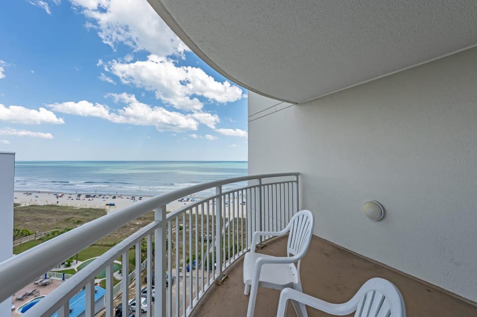8th Floor wStunning Views Contemporary Oceanfront House in North Myrtle Beach