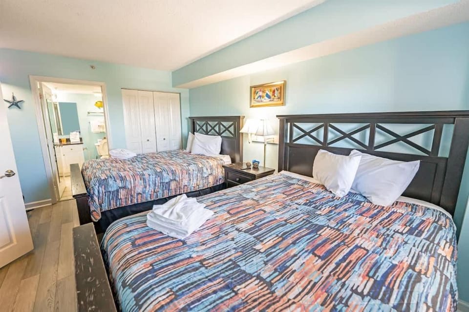 Stunning Resort condo with hot tub & Beach Access House in Atlantic Beach