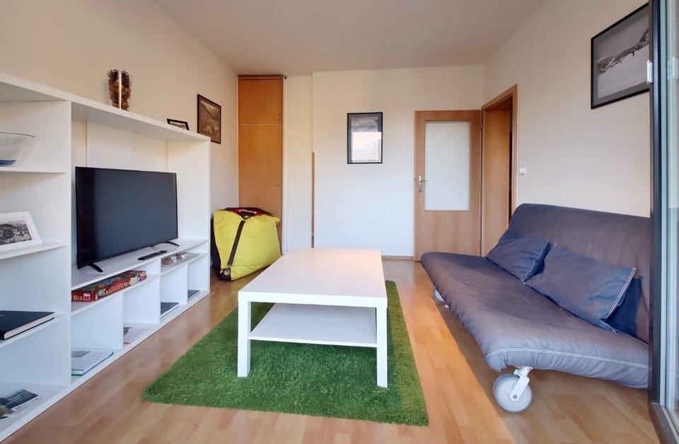 TV and multimedia, Living room