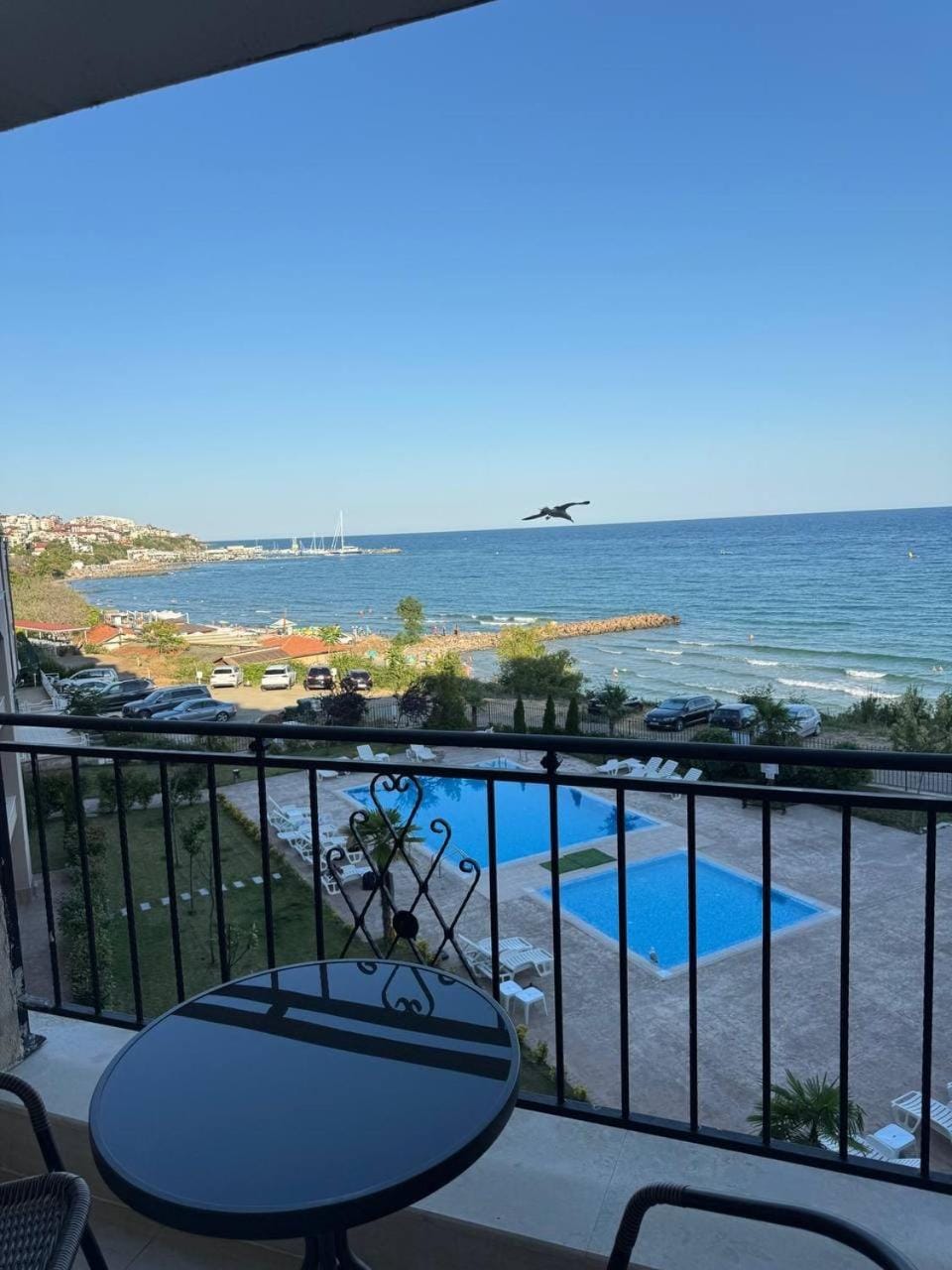 View (from property/room), Balcony/Terrace, Pool view, Sea view