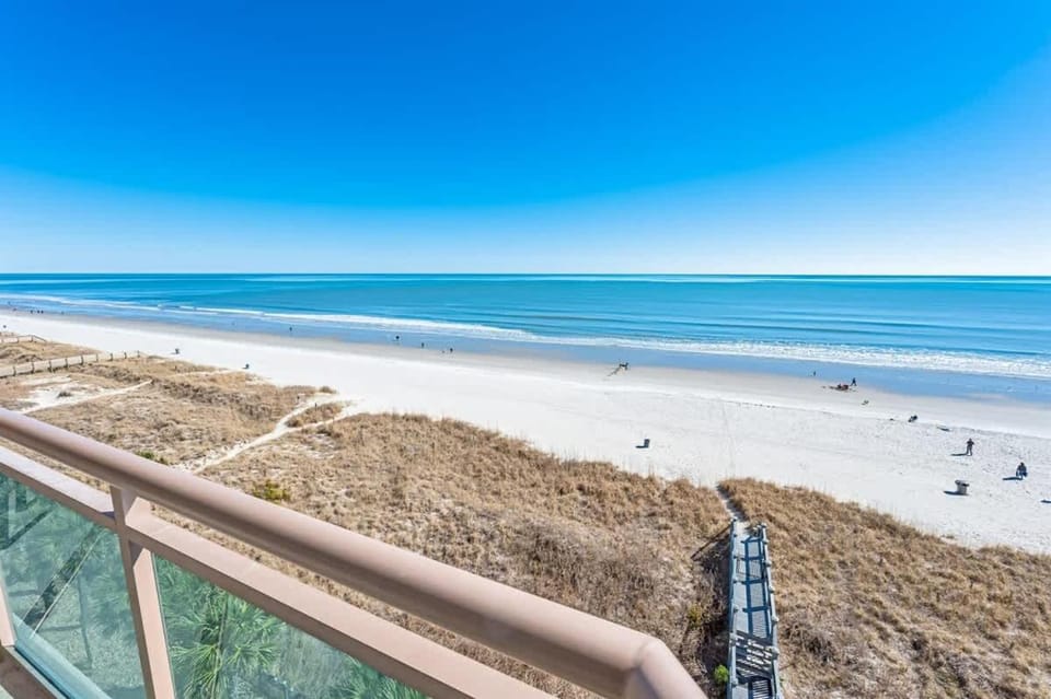 Bahama Sands, Direct Oceanfront Views, Nice, Pools House in North Myrtle Beach