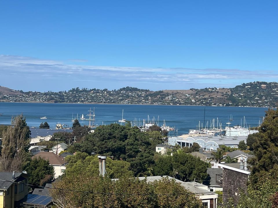 Stunning Accessible View Home W Lift in Sausalito Villa in Sausalito