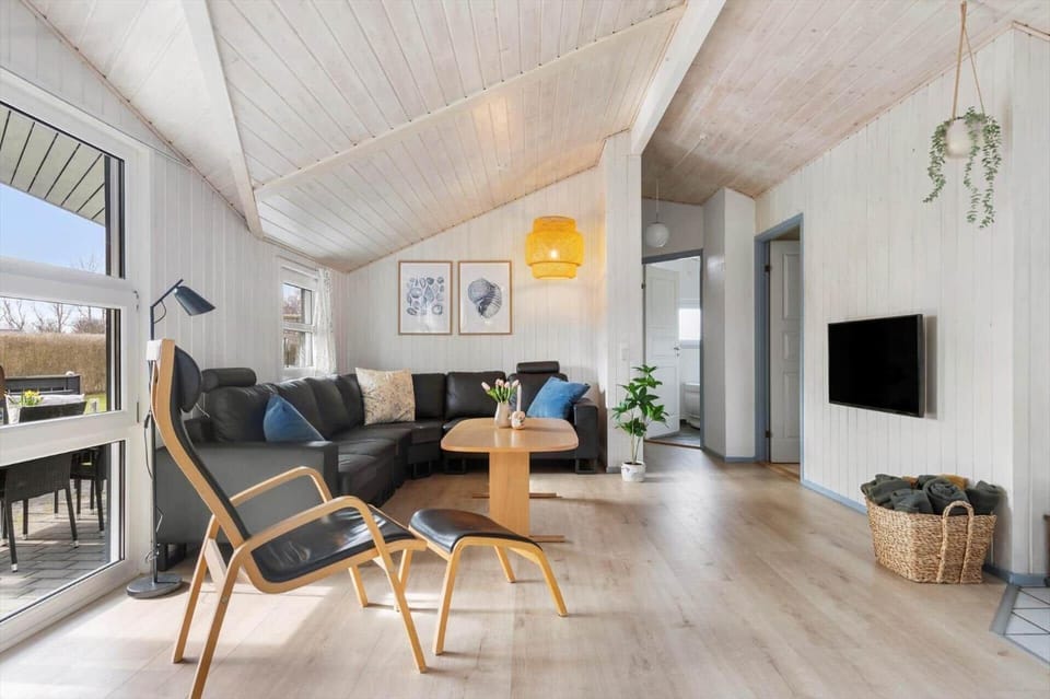 8842-Glesborg-Marie-Nielsens-Vej-5 House in Central Denmark Region