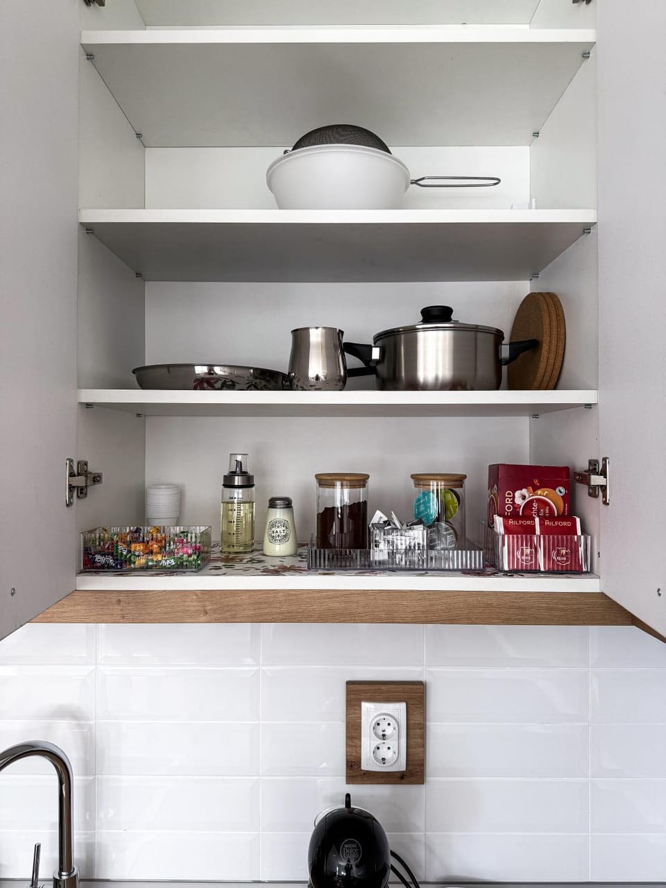 Coffee/tea facilities, Kitchen or kitchenette, Food and drinks, minibar