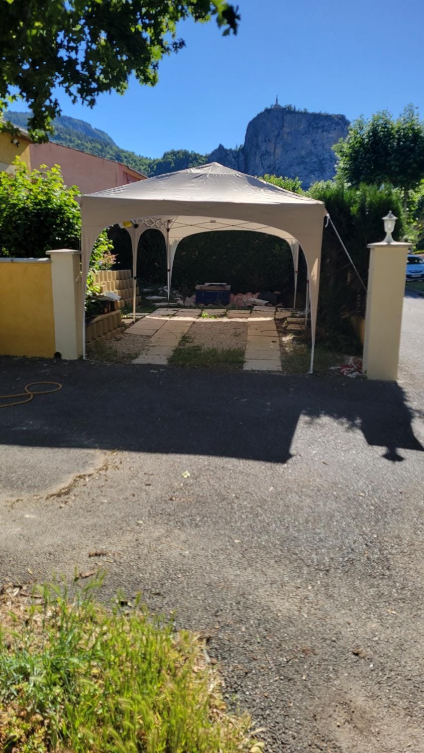 CHARMANT 2pièces proche centre Bed and Breakfast in Castellane