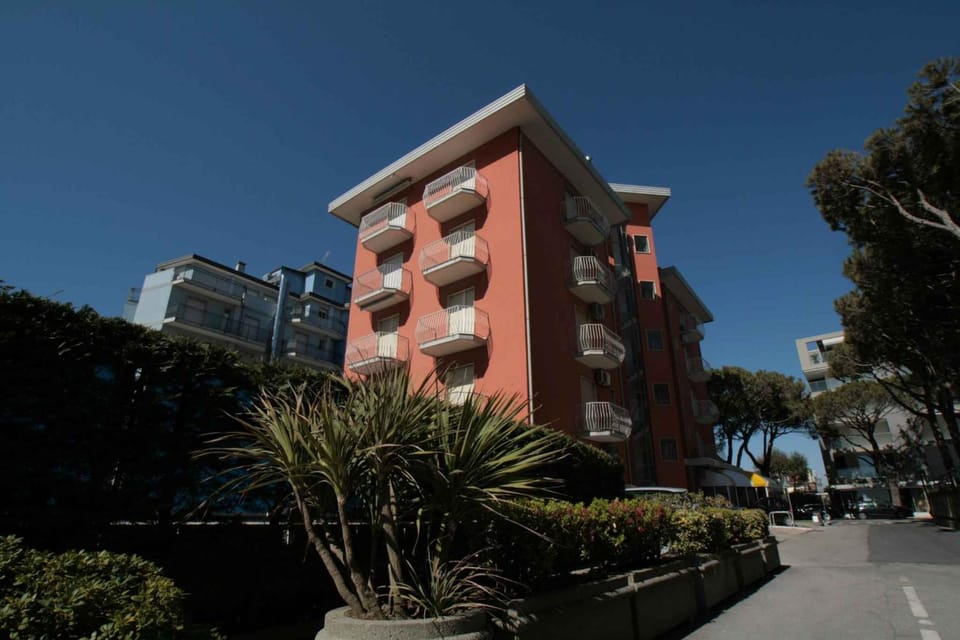 Property building, Summer