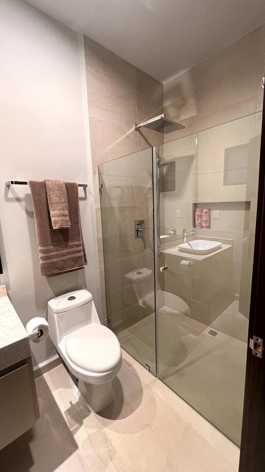 Bathroom, towels
