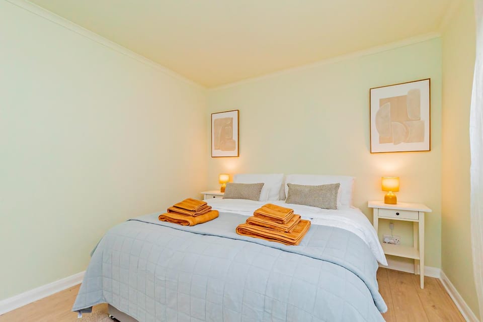Fresh, stylish apartment Apartment in Basingstoke
