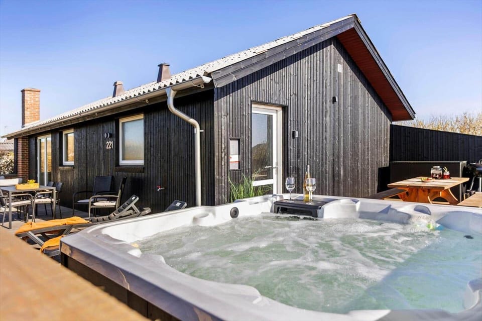 221-Harboore-Vejlby-Klit-221 House in Central Denmark Region