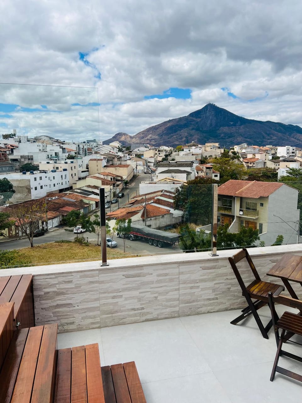 Balcony/Terrace, Mountain view