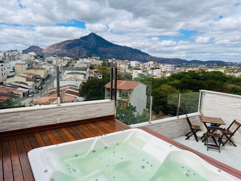 Balcony/Terrace, City view