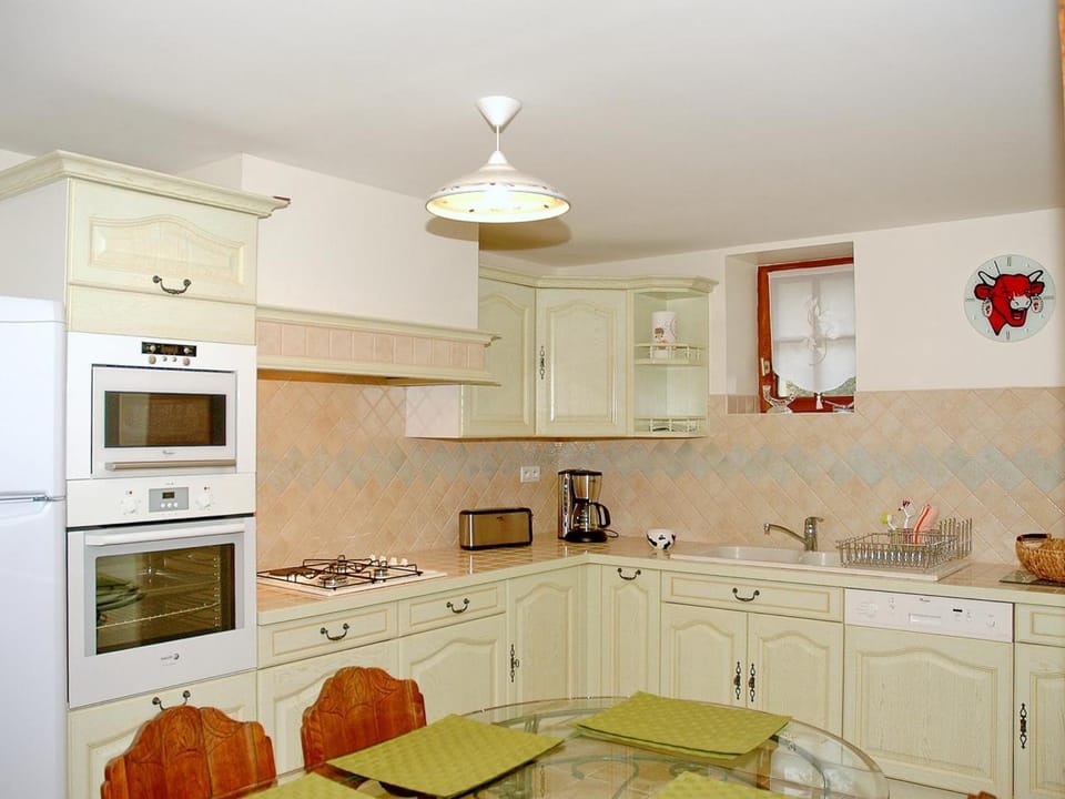 Authentique Maison de Vigneron XIXe au Coeur du Val de Loire, 4 Chambres, Parking, Jardin - FR-1-381-126 House in Centre-Val de Loire