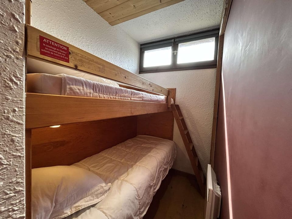 Appartement cosy 4 pers avec Wi-Fi à Montgenèvre - FR-1-330D-145 Apartment in Montgenèvre