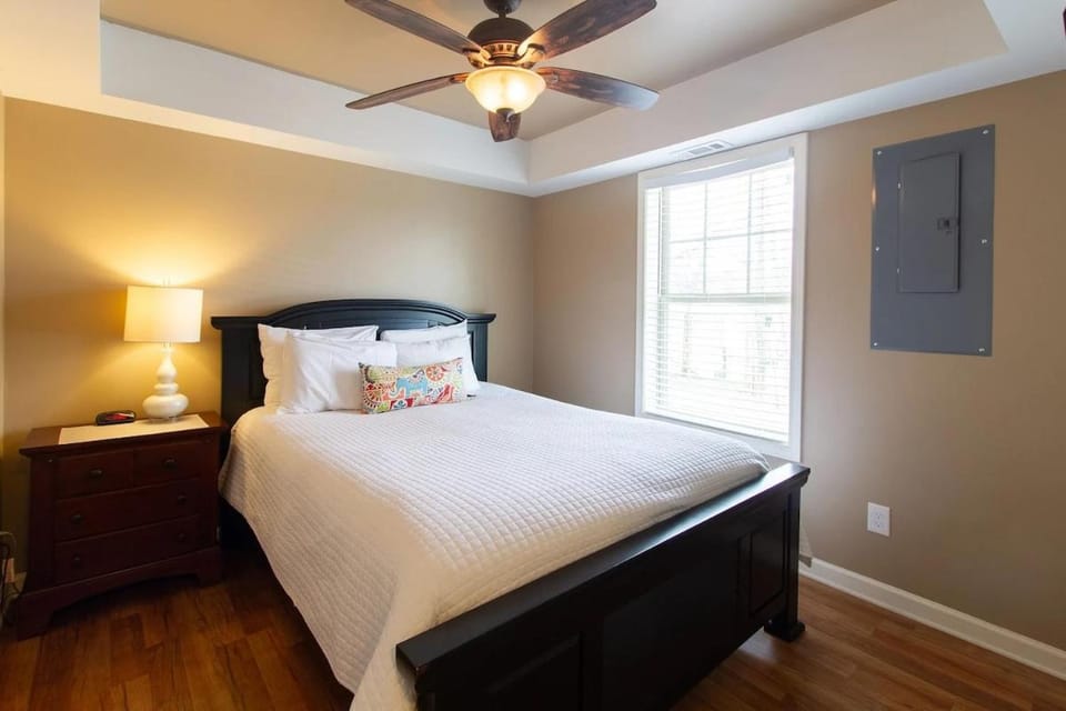 Bed, Bedroom