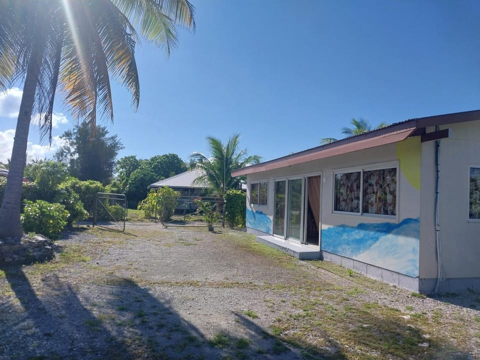 Chez les Ami's Rangiroa Hostel in French Polynesia