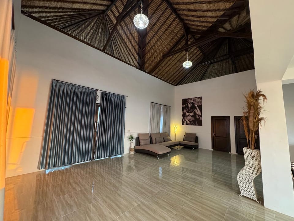 Sasak House Private Beachfront Home Villa in Central Sekotong