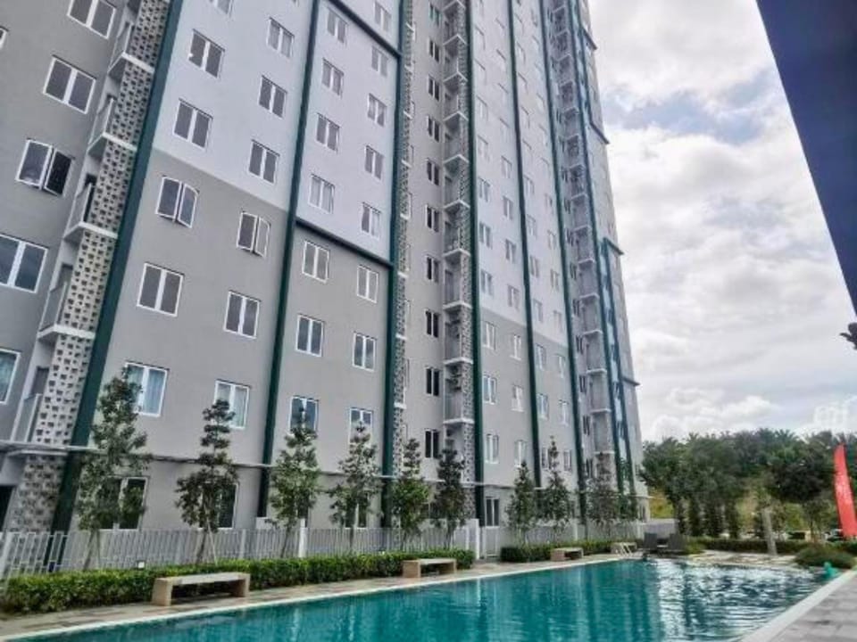 ImpianKU at Tangerine Suite KLIA - Studio - Wi-Fi Apartment in Selangor, Malaysia