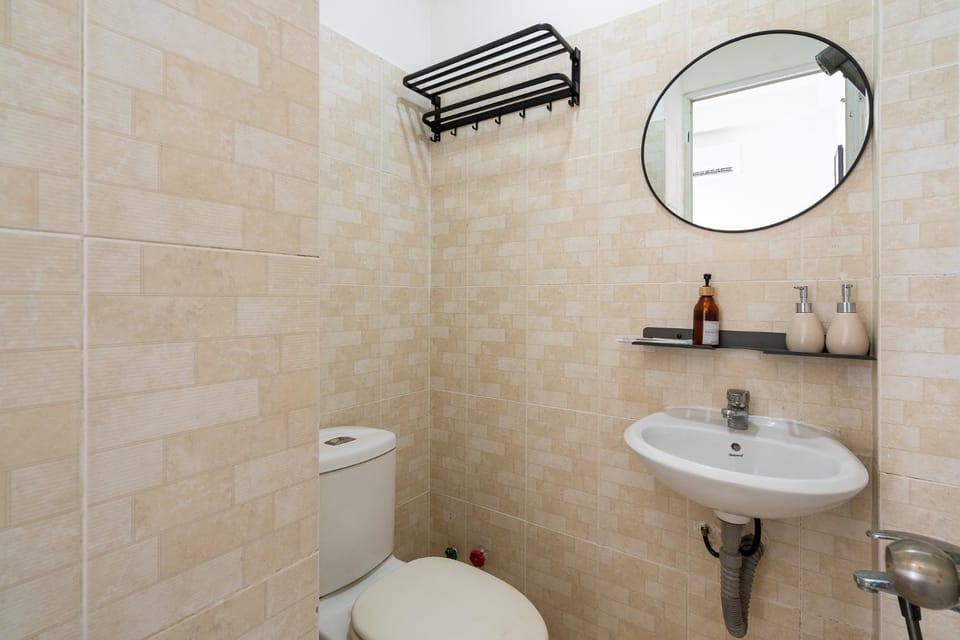 Toilet, Bathroom