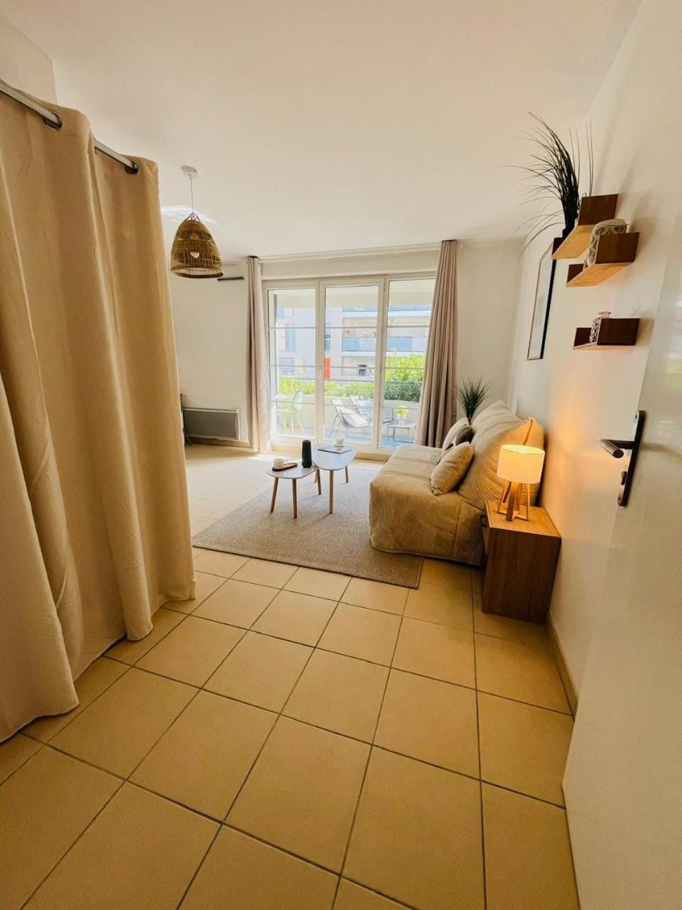 Studio Moderne avec Terrasse Apartment in Toulouse