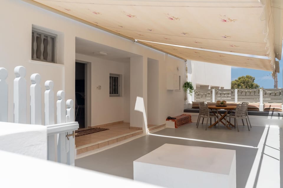 Inner courtyard view