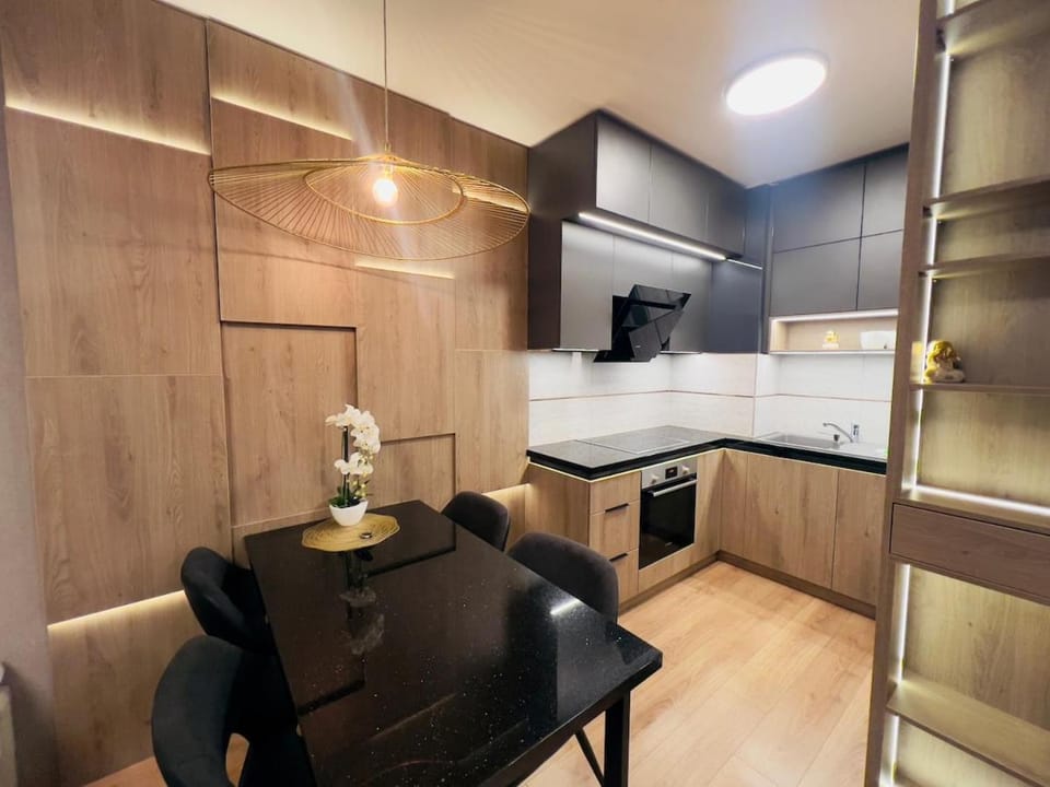 Karzo Property LK 210 Free Garage Apartment in Budapest