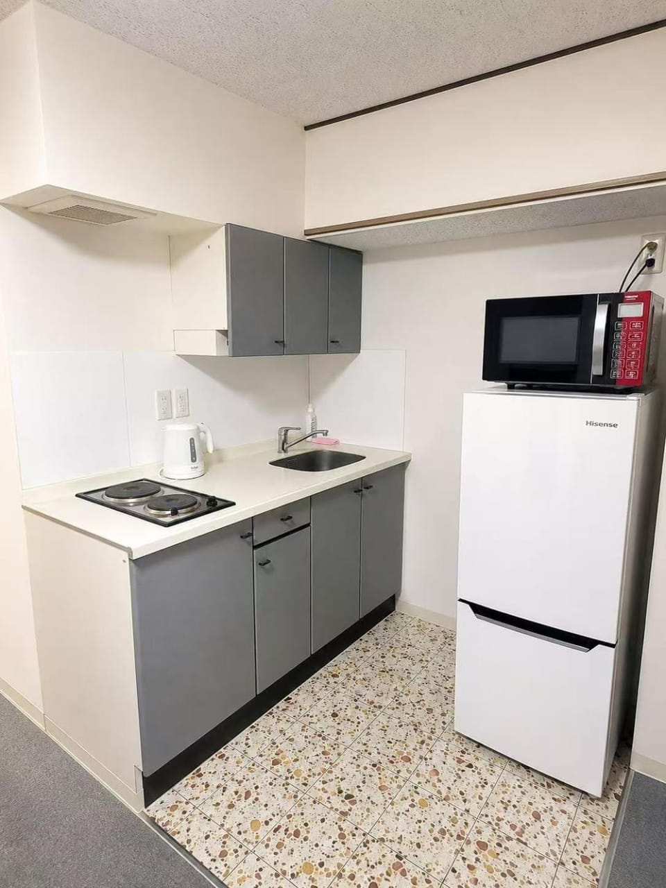 Kitchen or kitchenette, oven, stove