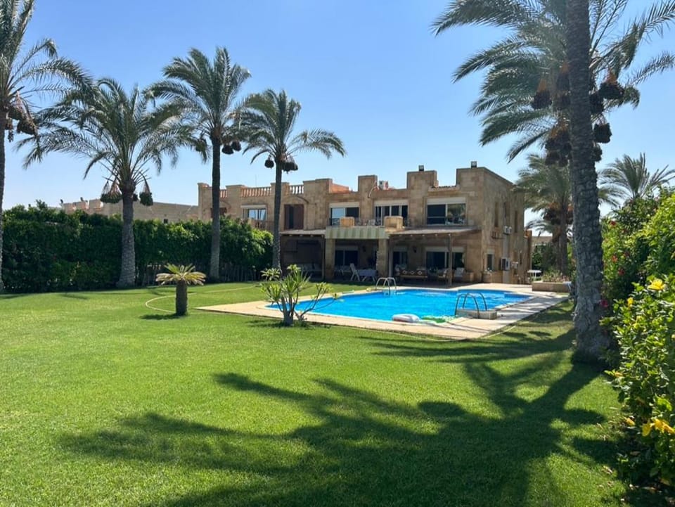 Garden, Swimming pool
