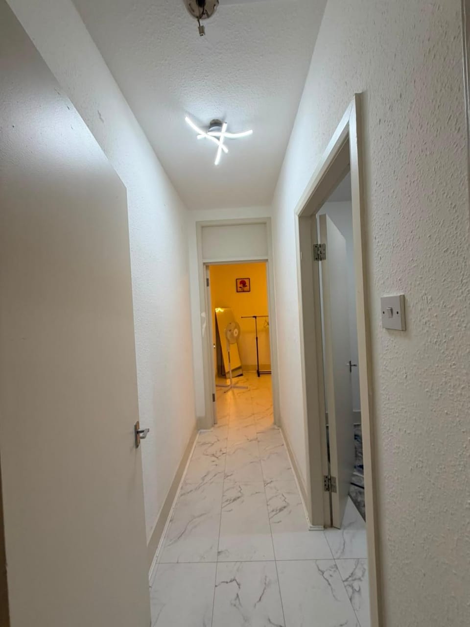 Nice 2 bedroom flat on second floor Apartment in City of Westminster