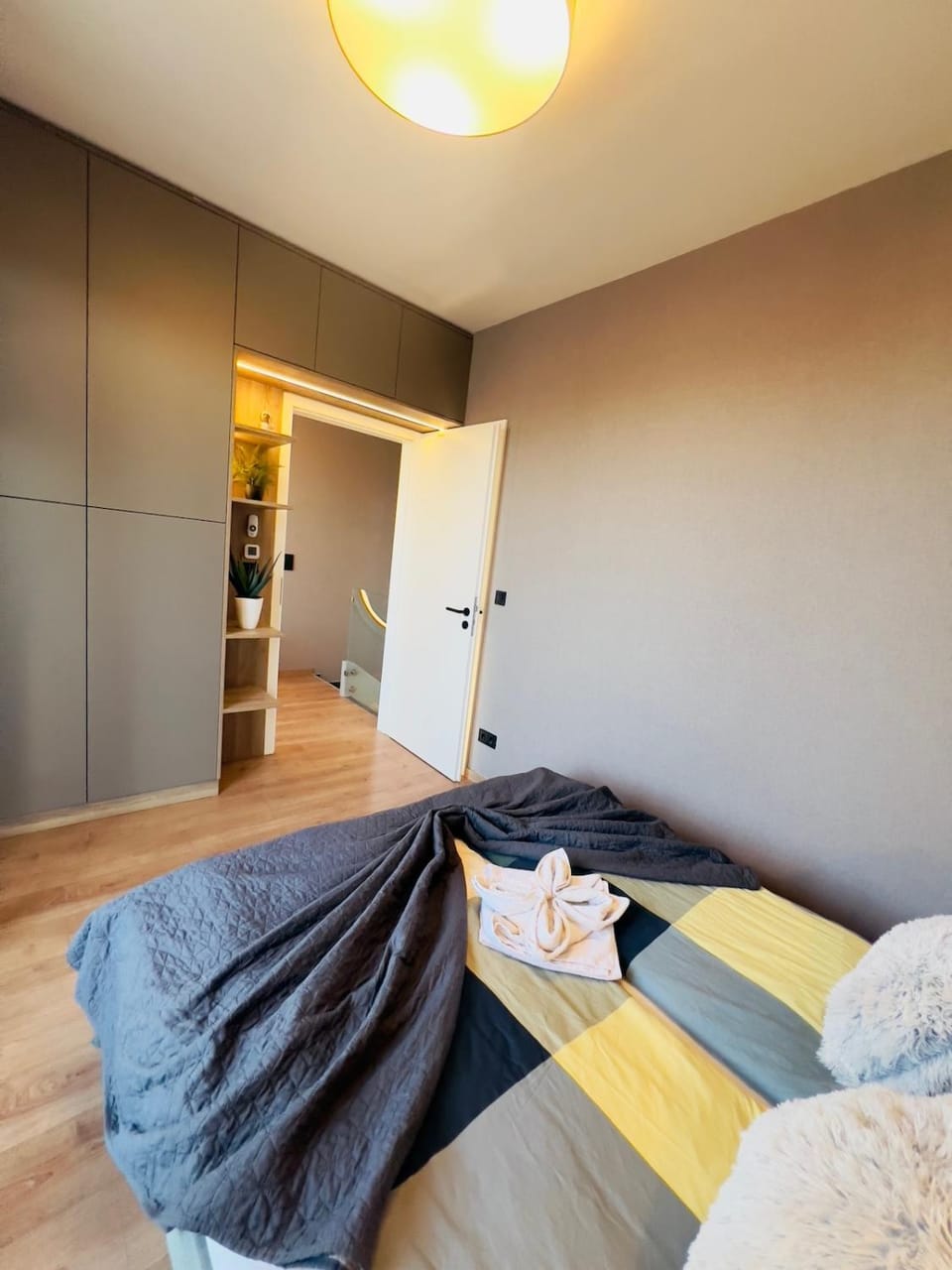 Karzo Property LK 603 Free Garage Apartment in Budapest