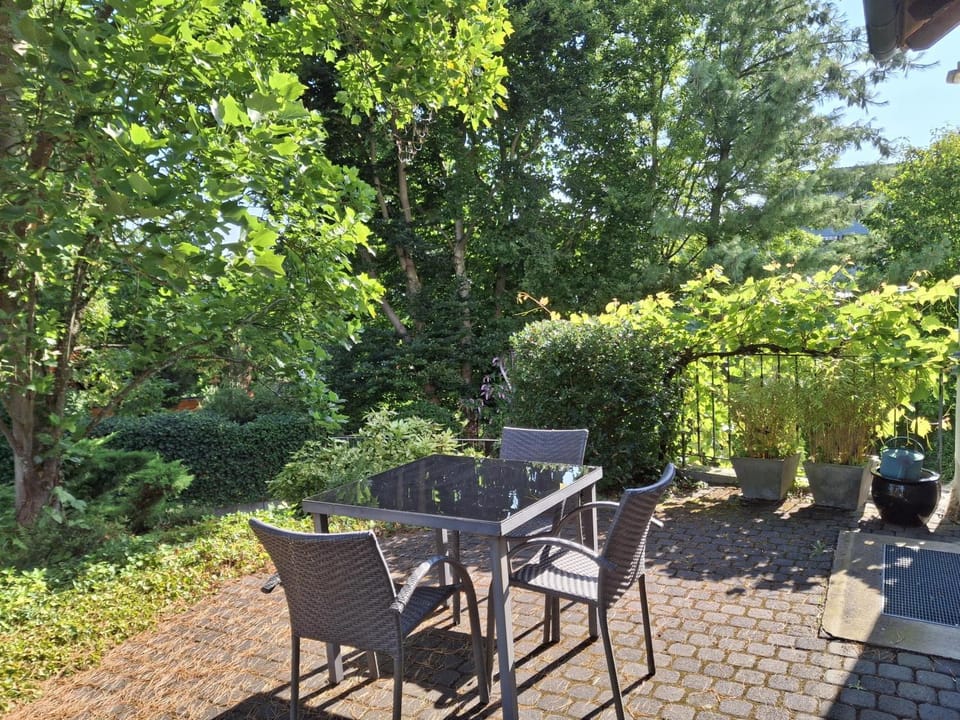 Dining area, Garden view