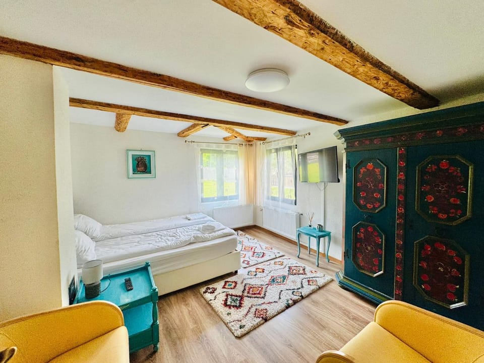 Vila Eruga - Ap nr 1 Nature lodge in Timiș County
